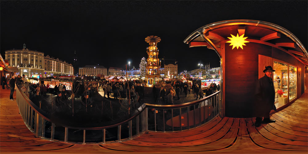 575. Striezelmarkt Dresden