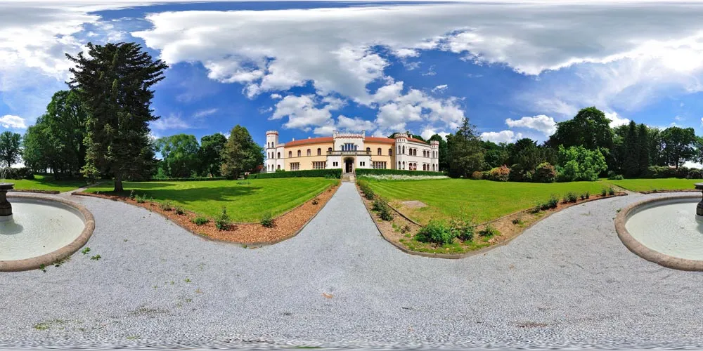 360° Panorama: Schloß Mengelsdorf in Oberlausitz