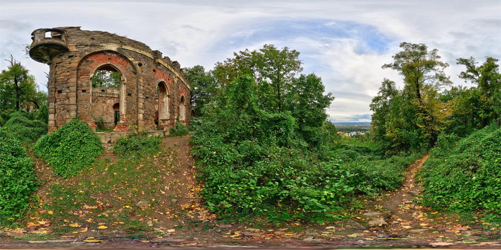 künstliche Burgruine Pillnitz 1