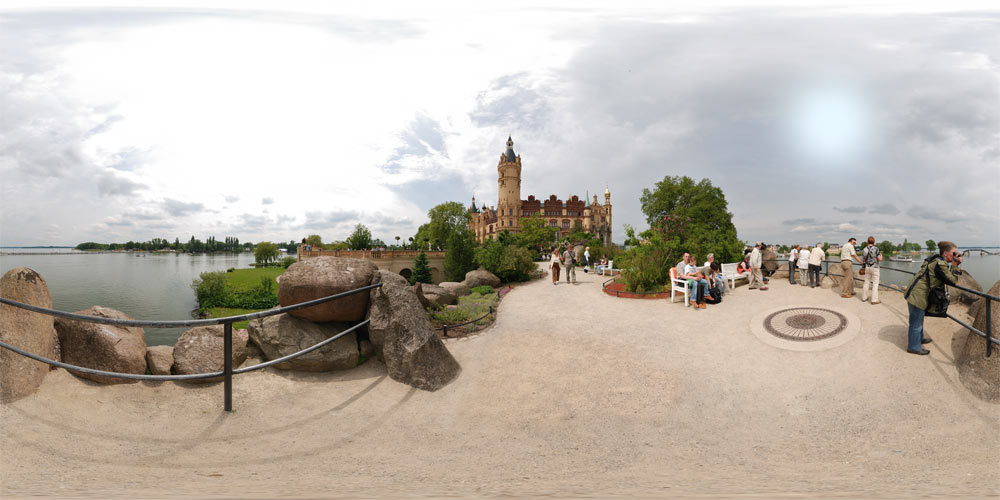 Aussicht vom Schloß auf den Schweriner See