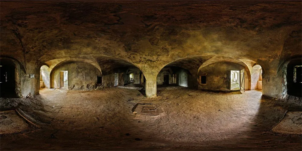 360° Panorama: Keller 2 in Wasserschloss Tauchritz