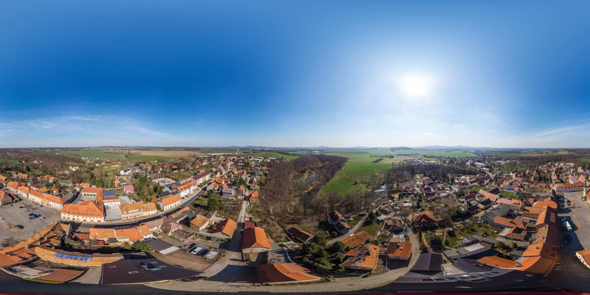 Marktplatz mit Rathaus